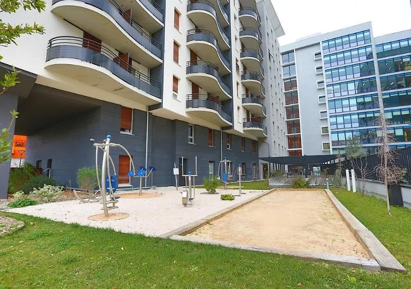Apparteo Marseille Aparthotel