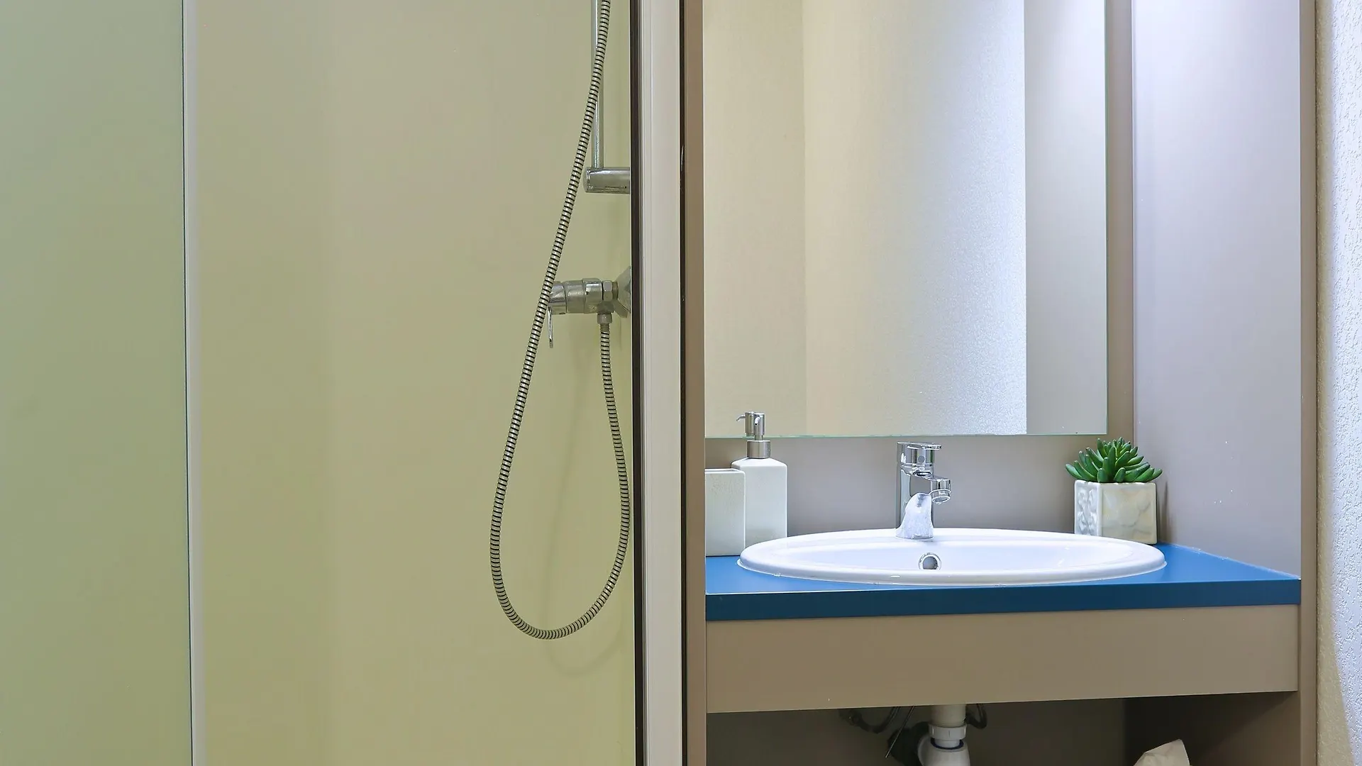 Apparteo Marseille Aparthotel