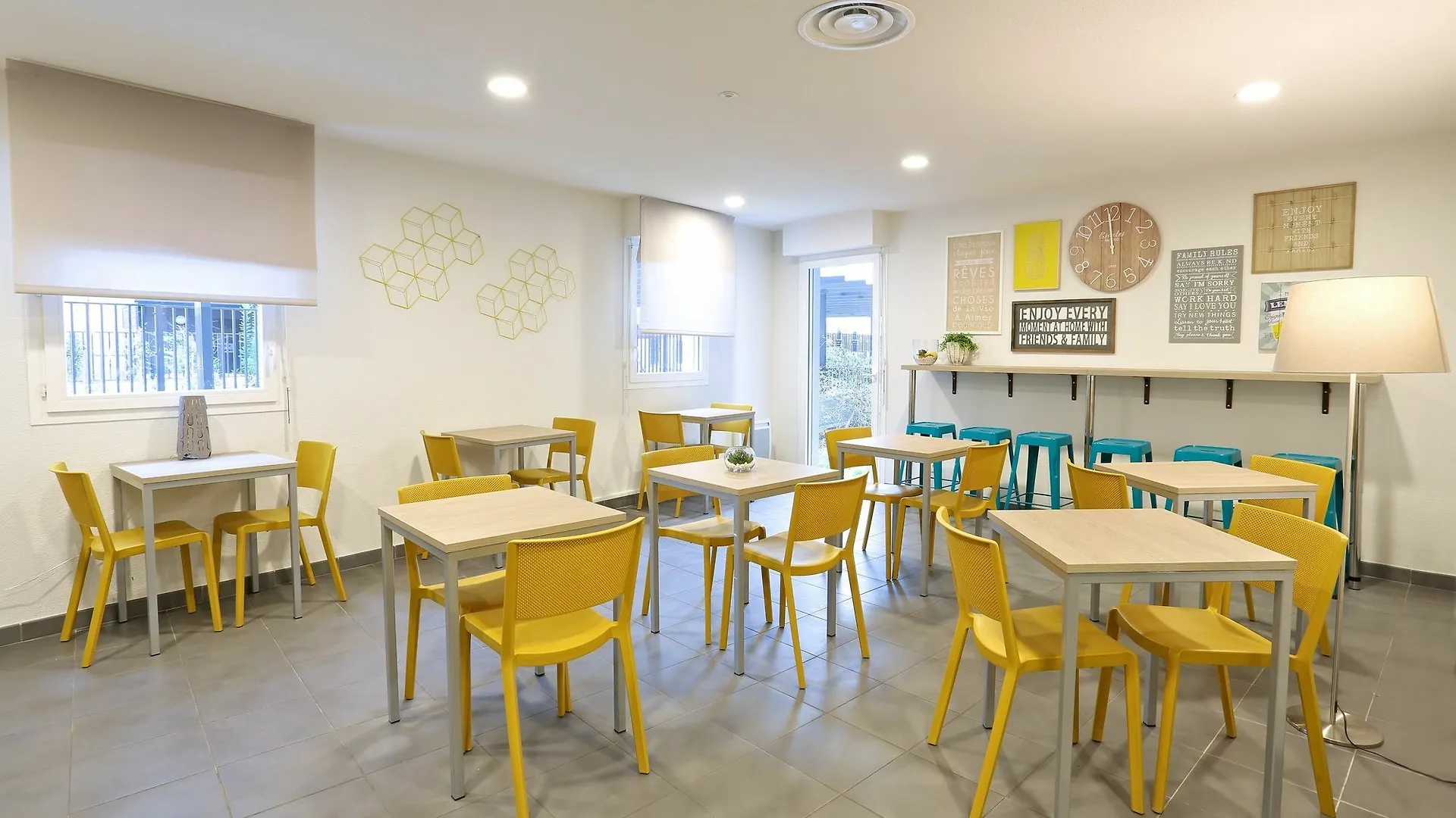 Apparteo Marseille Aparthotel